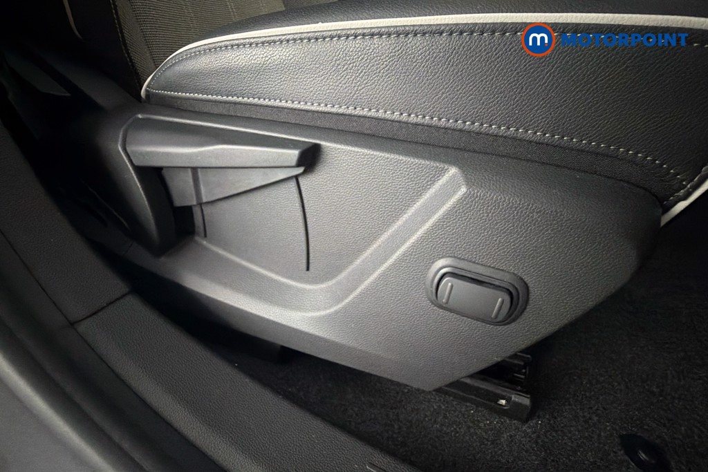 Renault Megane E-Tech Techno Automatic Electric Hatchback - Stock Number (1661339) - 25th supplementary image