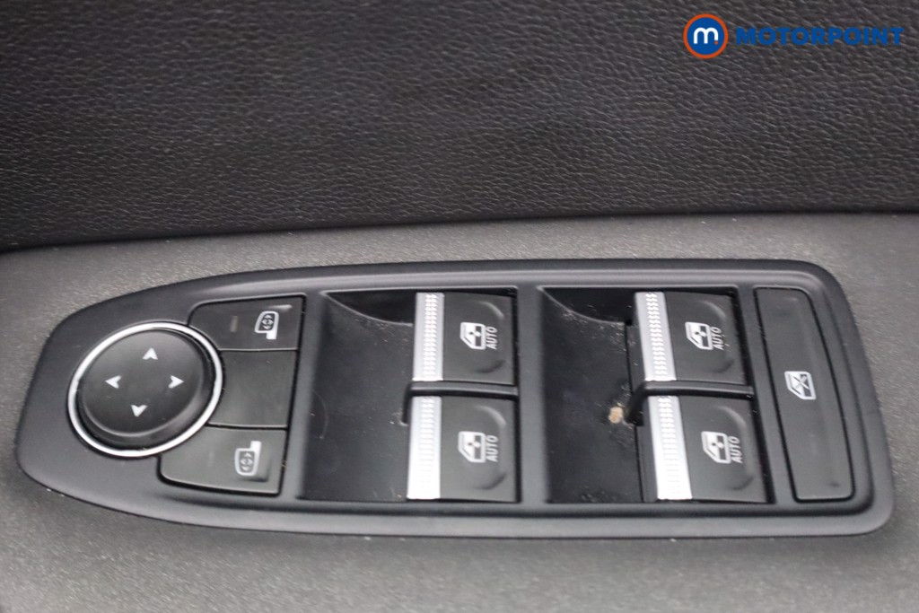 Renault Captur Evolution Manual Petrol SUV - Stock Number (1661351) - 12th supplementary image