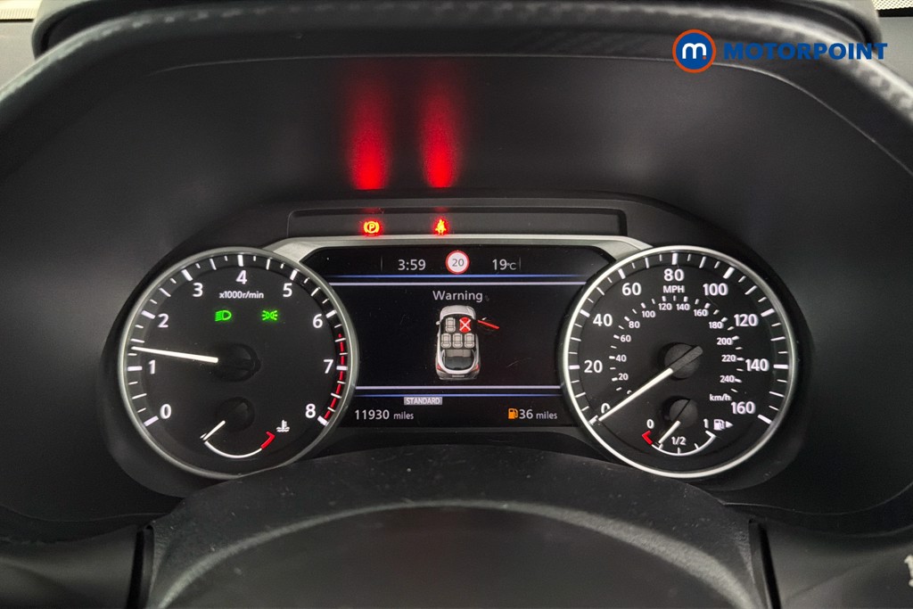 Nissan Juke N-Connecta Manual Petrol SUV - Stock Number (1661553) - 8th supplementary image