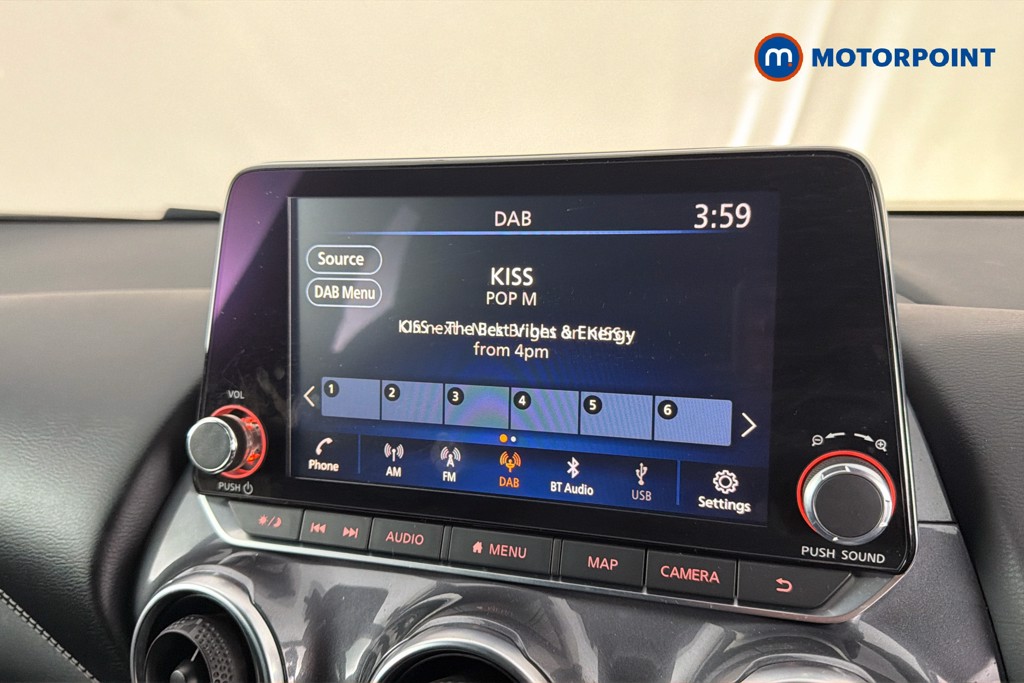 Nissan Juke N-Connecta Manual Petrol SUV - Stock Number (1661553) - 9th supplementary image