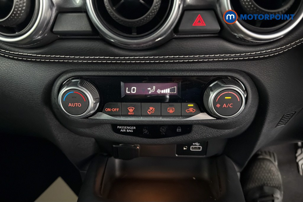 Nissan Juke N-Connecta Manual Petrol SUV - Stock Number (1661553) - 12th supplementary image