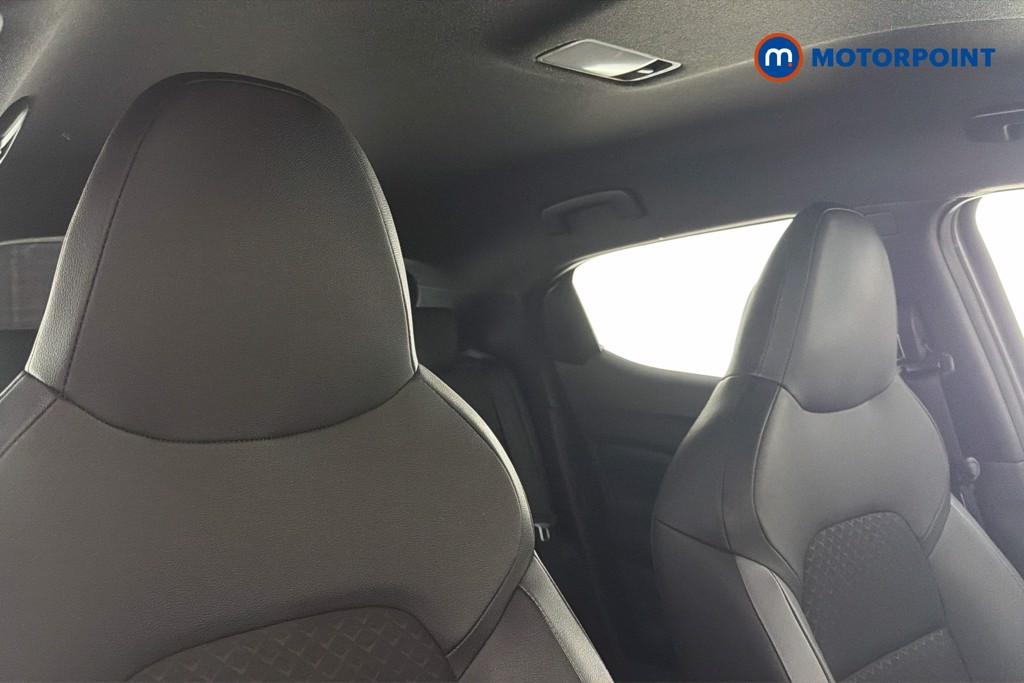 Nissan Juke N-Connecta Manual Petrol SUV - Stock Number (1661553) - 23rd supplementary image