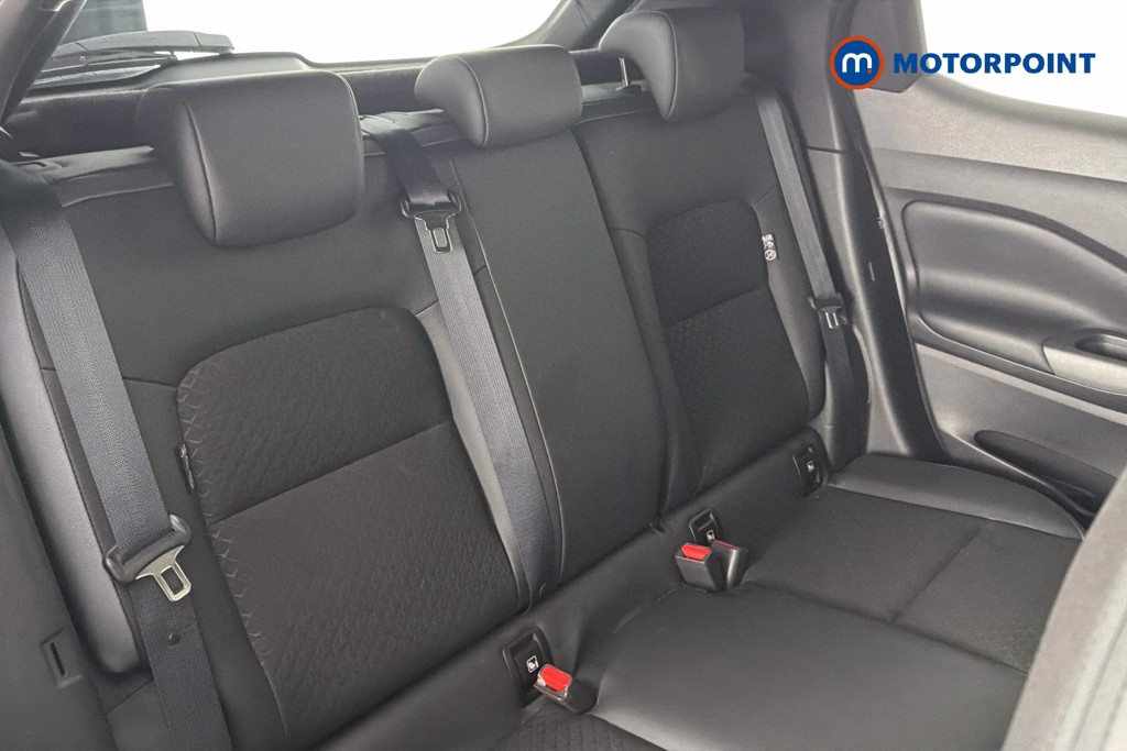 Nissan Juke N-Connecta Manual Petrol SUV - Stock Number (1661553) - 28th supplementary image