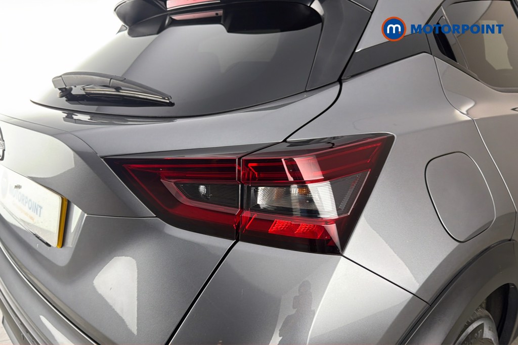 Nissan Juke N-Connecta Manual Petrol SUV - Stock Number (1661553) - 38th supplementary image