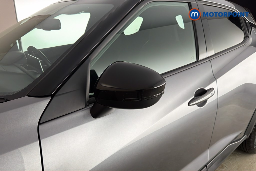 Nissan Juke N-Connecta Manual Petrol SUV - Stock Number (1661553) - 43rd supplementary image