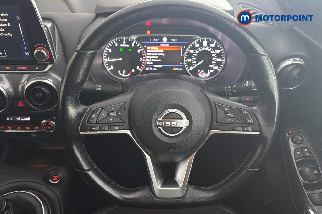 Nissan Juke N-Connecta Manual Petrol SUV - Stock Number (1661583) - 2nd supplementary image