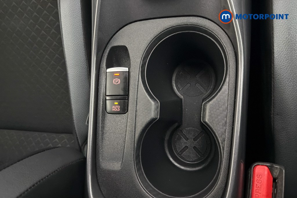 Nissan Juke N-Connecta Manual Petrol SUV - Stock Number (1661583) - 16th supplementary image