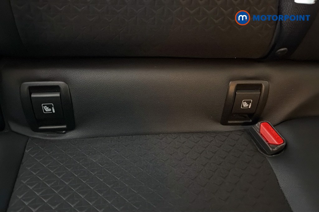 Nissan Juke N-Connecta Manual Petrol SUV - Stock Number (1661583) - 29th supplementary image