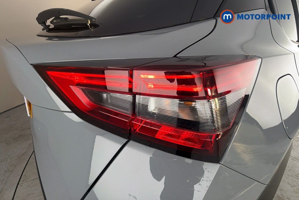 Nissan Juke N-Connecta Manual Petrol SUV - Stock Number (1661583) - 38th supplementary image
