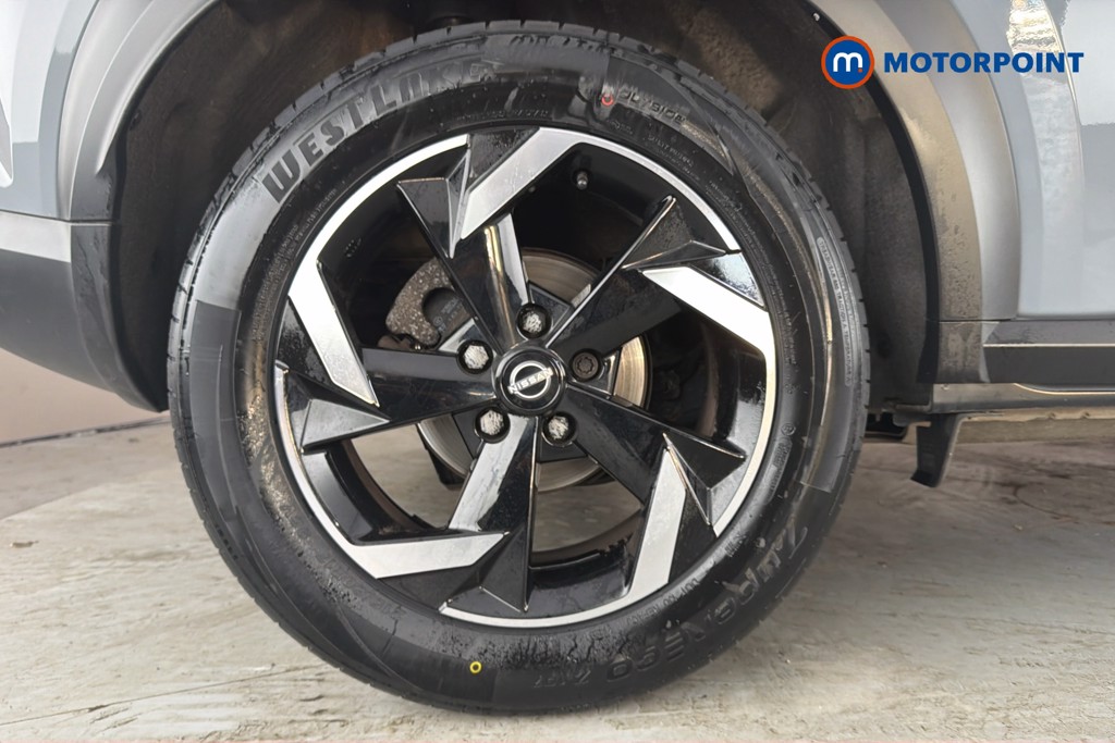 Nissan Juke N-Connecta Manual Petrol SUV - Stock Number (1661583) - 49th supplementary image