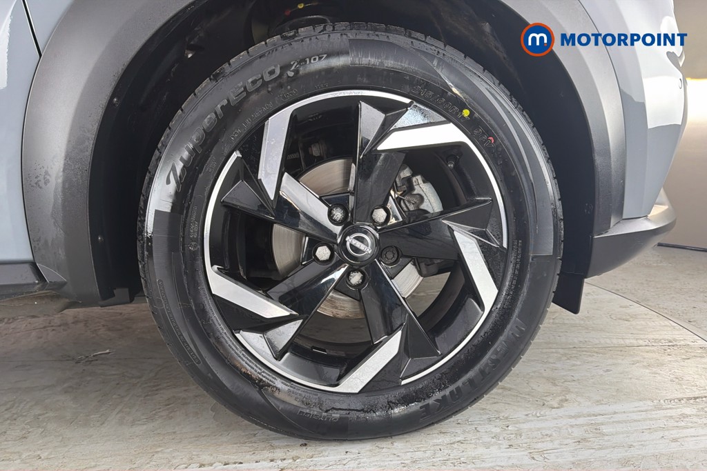 Nissan Juke N-Connecta Manual Petrol SUV - Stock Number (1661583) - 50th supplementary image