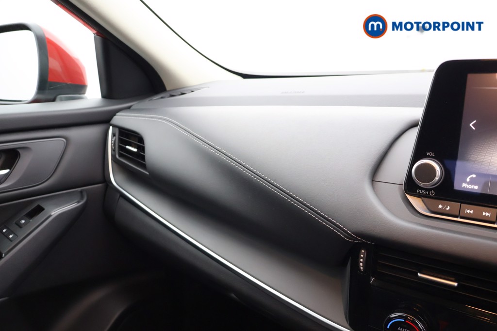 Nissan Qashqai Acenta Premium Manual Petrol SUV - Stock Number (1661839) - 13th supplementary image