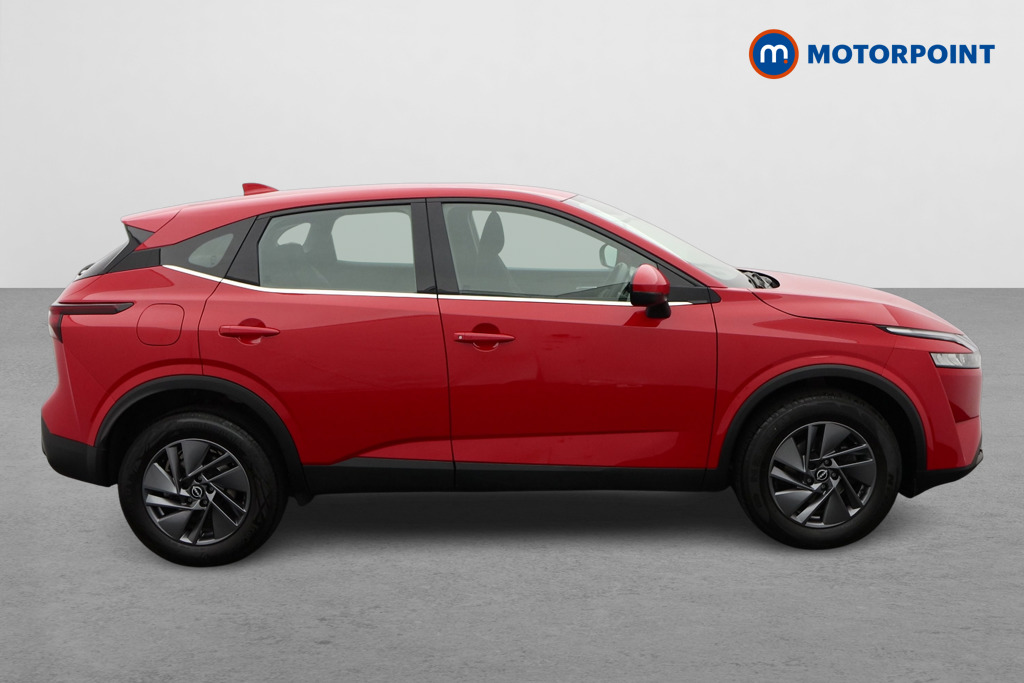 Nissan Qashqai Acenta Premium Manual Petrol SUV - Stock Number (1661839) - Drivers side