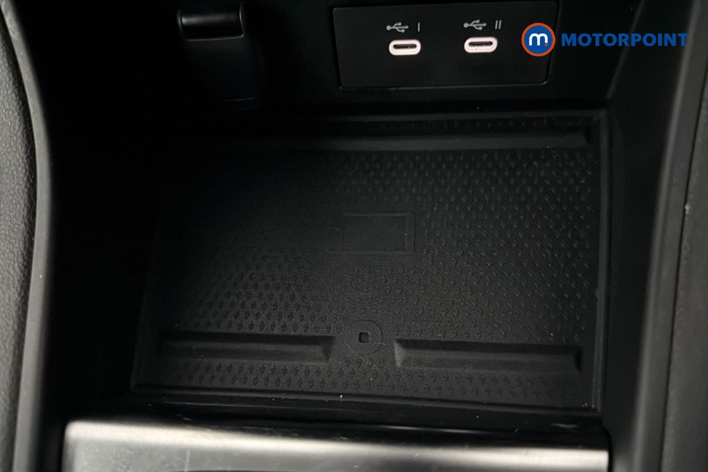 Renault Captur Techno Manual Petrol SUV - Stock Number (1661901) - 17th supplementary image
