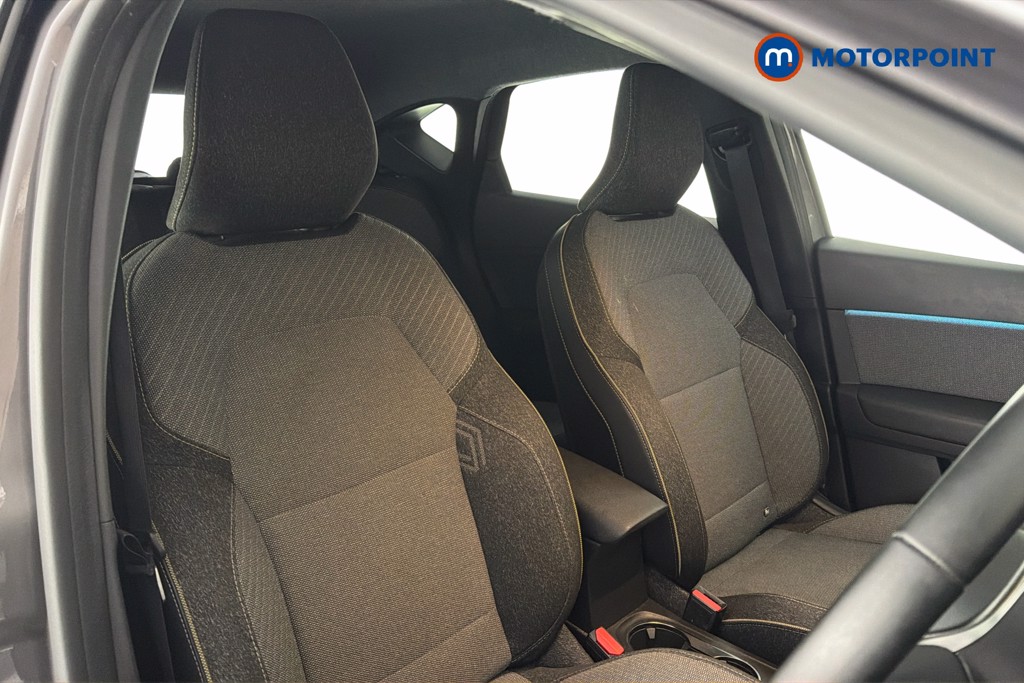 Renault Captur Techno Manual Petrol SUV - Stock Number (1661901) - 22nd supplementary image