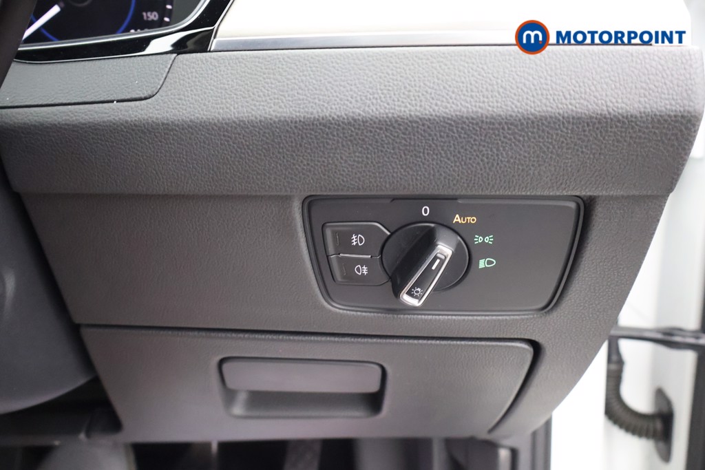 Volkswagen Passat GT Automatic Petrol Saloon - Stock Number (1662235) - 7th supplementary image