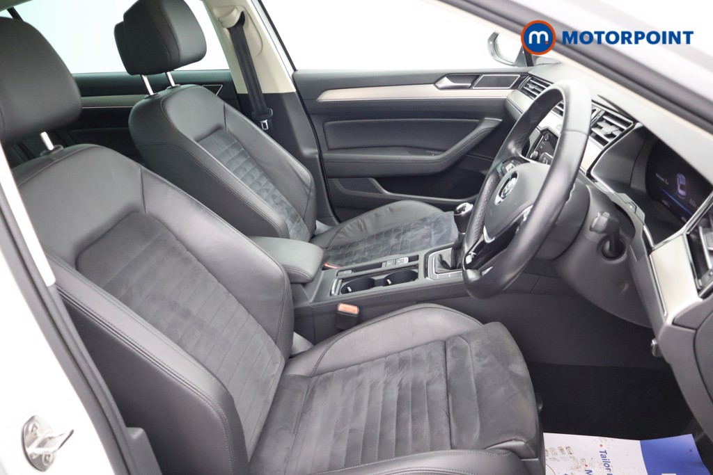 Volkswagen Passat GT Automatic Petrol Saloon - Stock Number (1662235) - 16th supplementary image