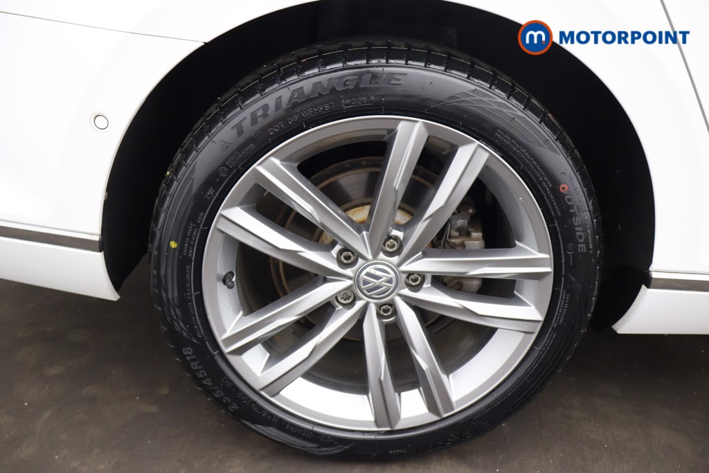 Volkswagen Passat GT Automatic Petrol Saloon - Stock Number (1662235) - 30th supplementary image