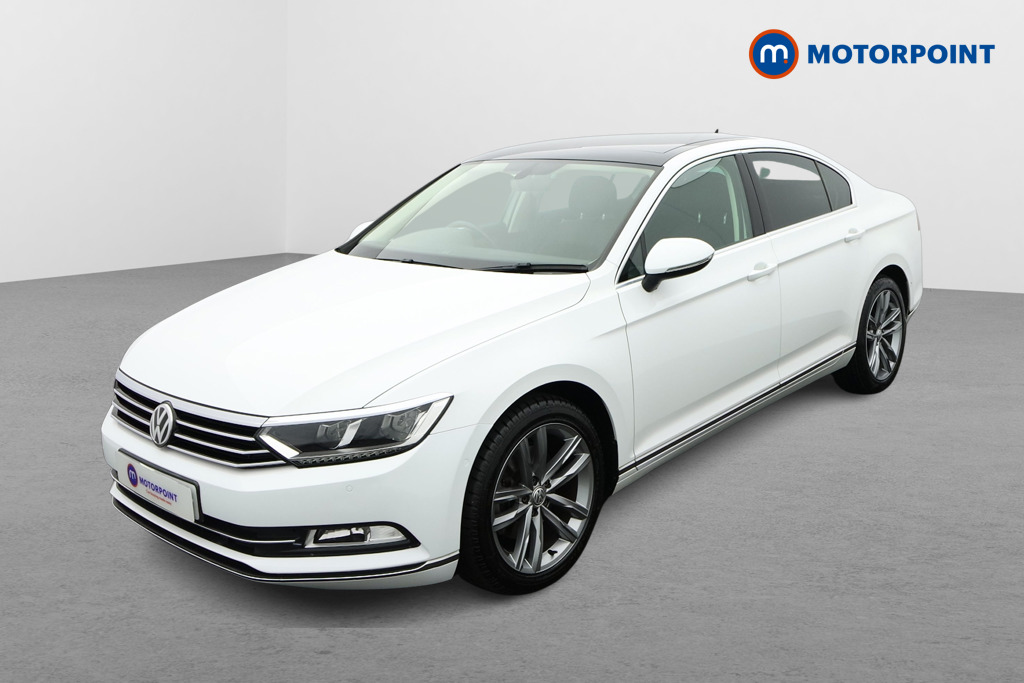 Volkswagen Passat GT Automatic Petrol Saloon - Stock Number (1662235) - Passenger side front corner