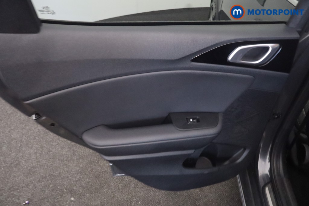 KIA Xceed 3 Automatic Petrol Hatchback - Stock Number (1662375) - 32nd supplementary image