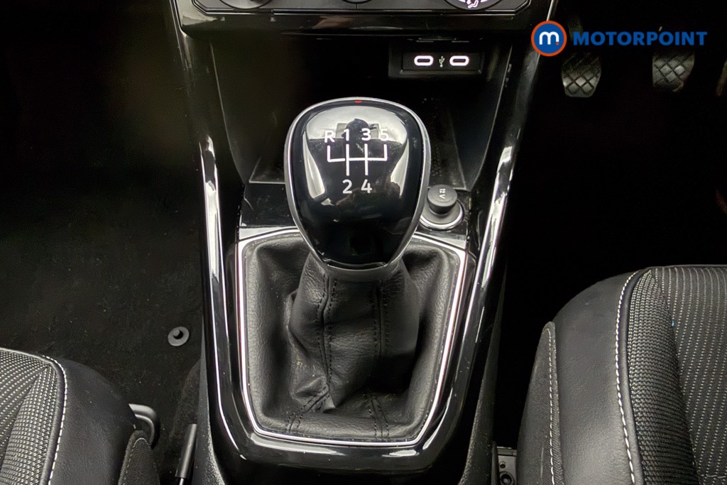 Volkswagen T-Cross Black Edition Manual Petrol SUV - Stock Number (1662678) - 6th supplementary image
