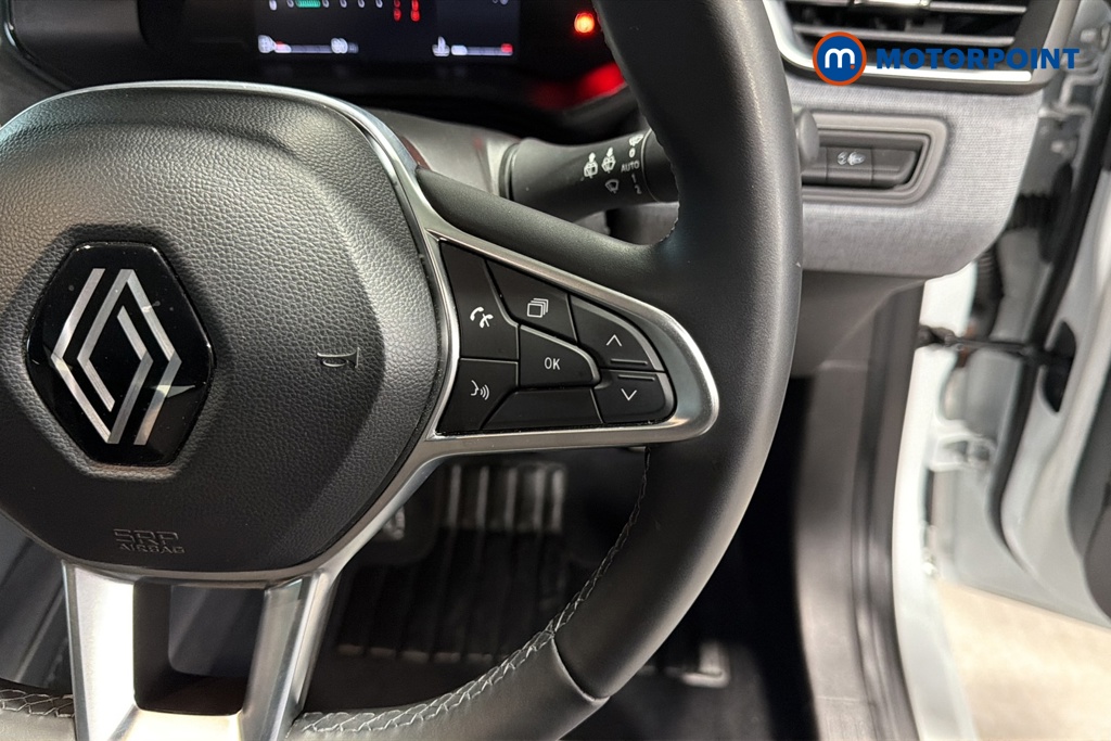 Renault Clio Evolution Manual Petrol Hatchback - Stock Number (1662736) - 3rd supplementary image