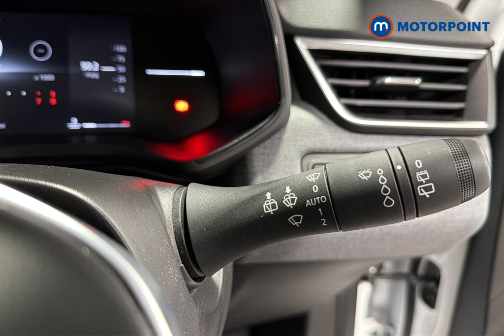 Renault Clio Evolution Manual Petrol Hatchback - Stock Number (1662736) - 6th supplementary image