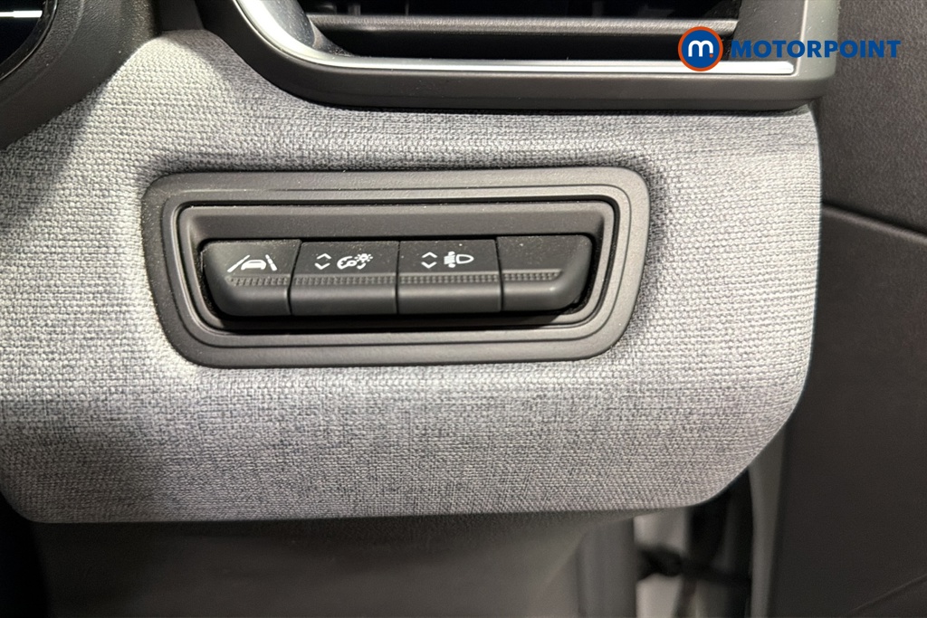 Renault Clio Evolution Manual Petrol Hatchback - Stock Number (1662736) - 11th supplementary image