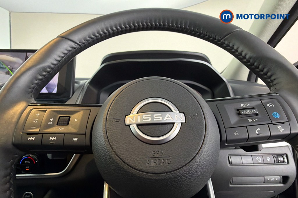 Nissan Qashqai N-Connecta Automatic Petrol SUV - Stock Number (1662857) - 5th supplementary image