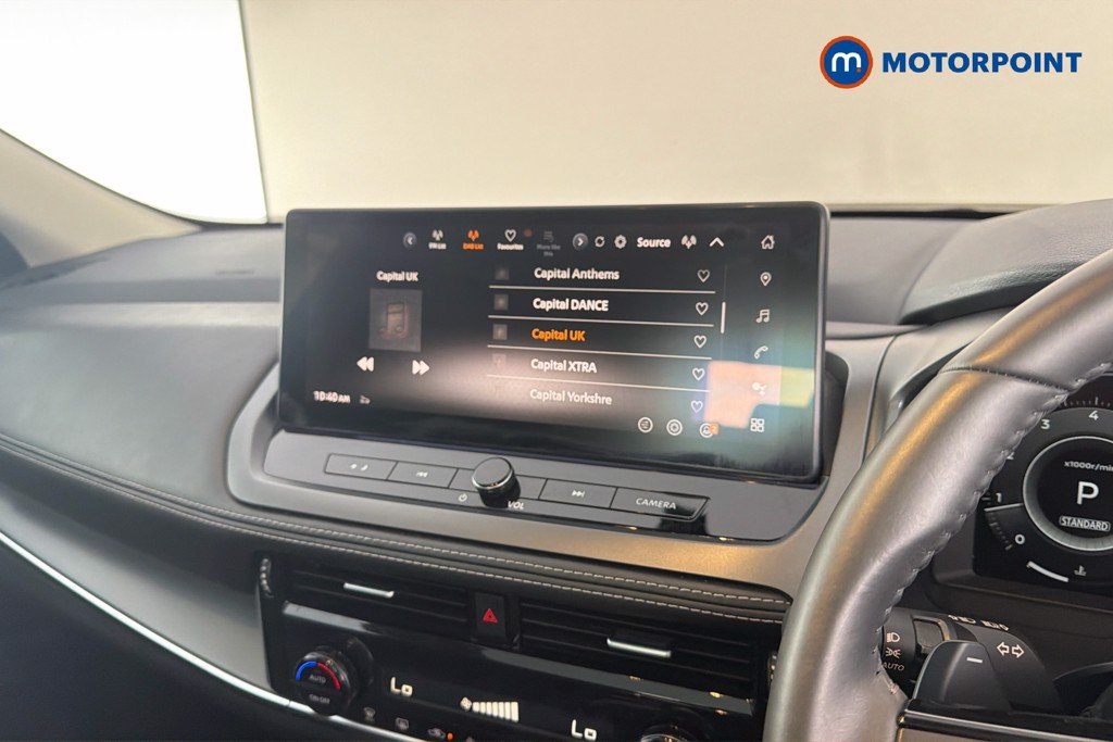 Nissan Qashqai N-Connecta Automatic Petrol SUV - Stock Number (1662857) - 9th supplementary image