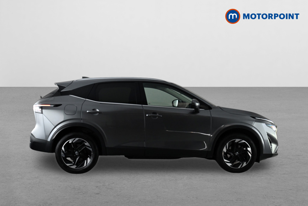 Nissan Qashqai N-Connecta Automatic Petrol SUV - Stock Number (1662857) - Drivers side