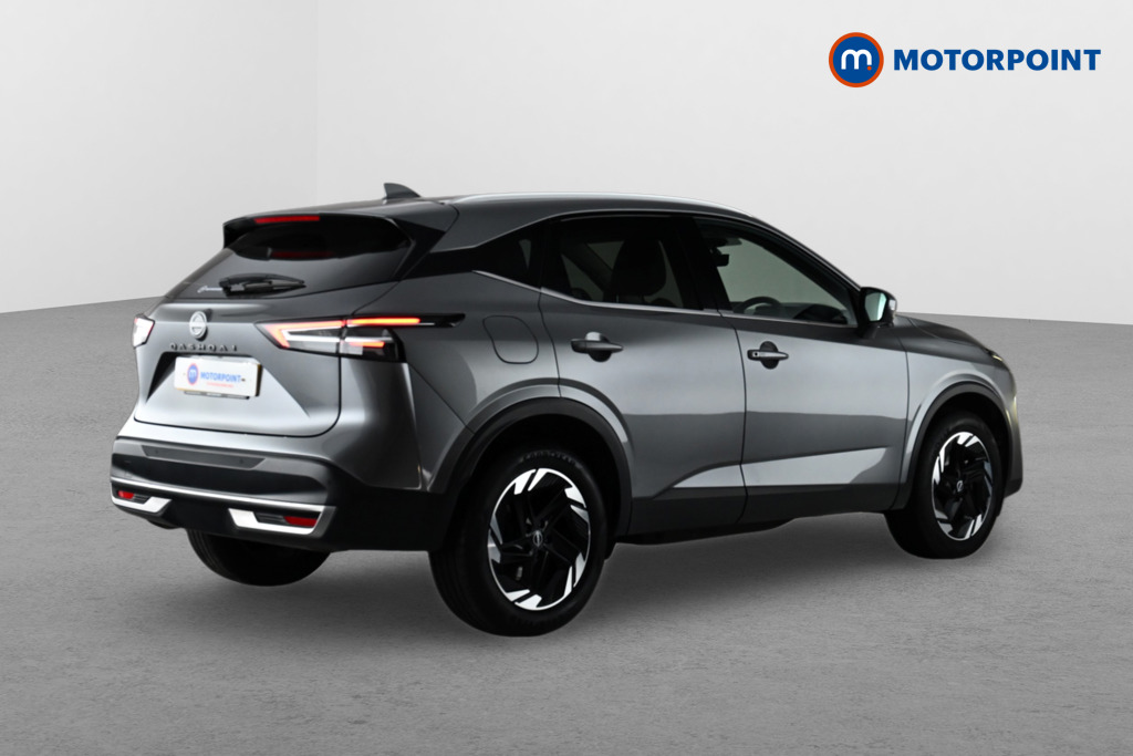 Nissan Qashqai N-Connecta Automatic Petrol SUV - Stock Number (1662857) - Drivers side rear corner