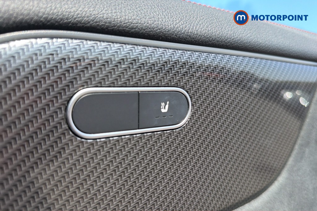 Mercedes-Benz GLA Amg Line Automatic Petrol SUV - Stock Number (1663132) - 14th supplementary image