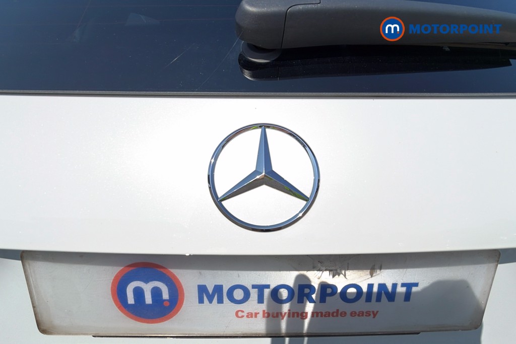Mercedes-Benz GLA Amg Line Automatic Petrol SUV - Stock Number (1663132) - 37th supplementary image