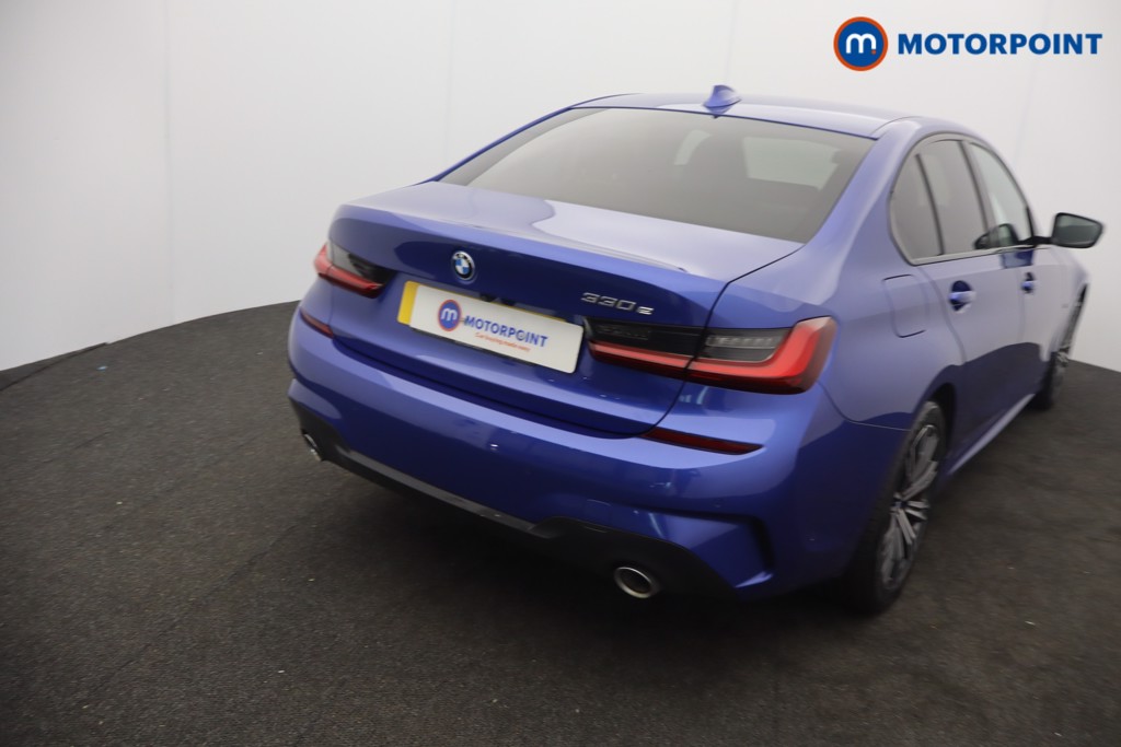 BMW 3 Series M Sport Automatic Petrol Plug-In Hybrid Saloon - Stock Number (1663335) - 2nd supplementary image