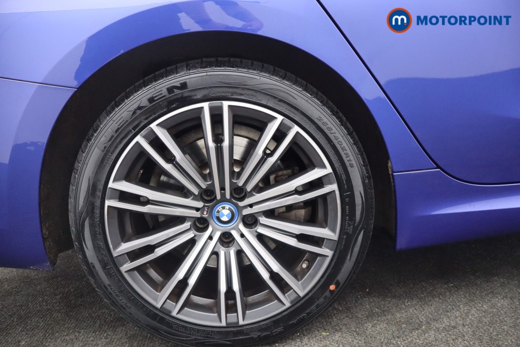 BMW 3 Series M Sport Automatic Petrol Plug-In Hybrid Saloon - Stock Number (1663335) - 7th supplementary image