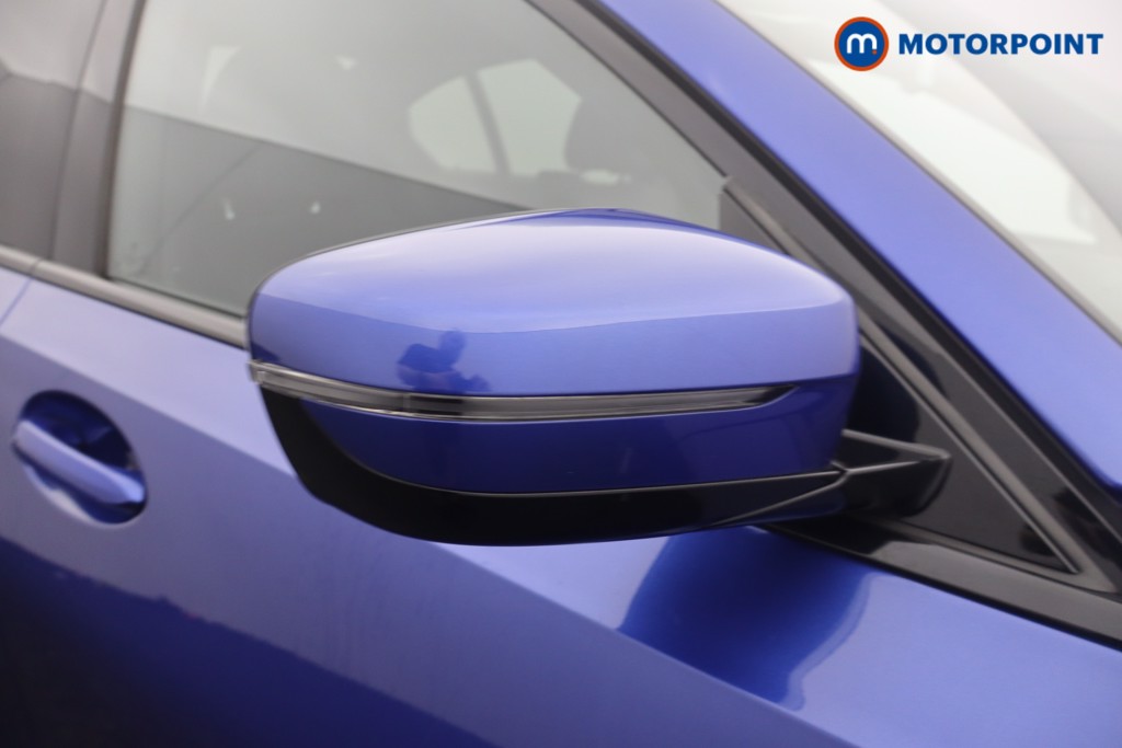 BMW 3 Series M Sport Automatic Petrol Plug-In Hybrid Saloon - Stock Number (1663335) - 25th supplementary image