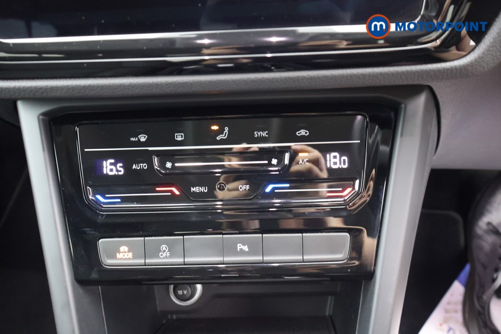 Volkswagen Touran SEL Automatic Petrol People Carrier - Stock Number (1663448) - 10th supplementary image