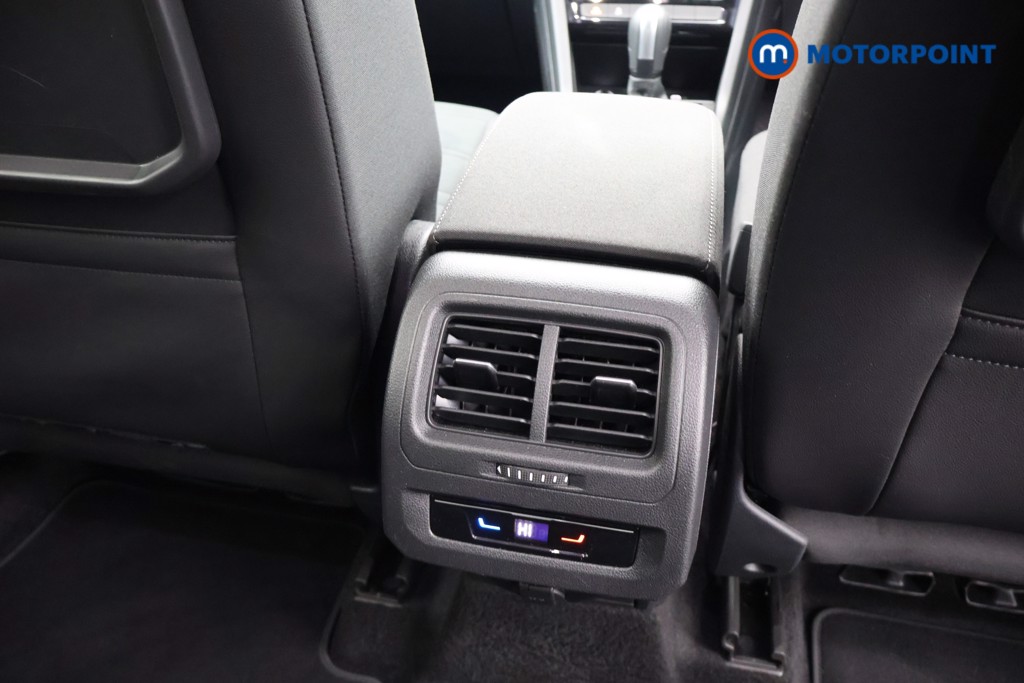 Volkswagen Touran SEL Automatic Petrol People Carrier - Stock Number (1663448) - 20th supplementary image