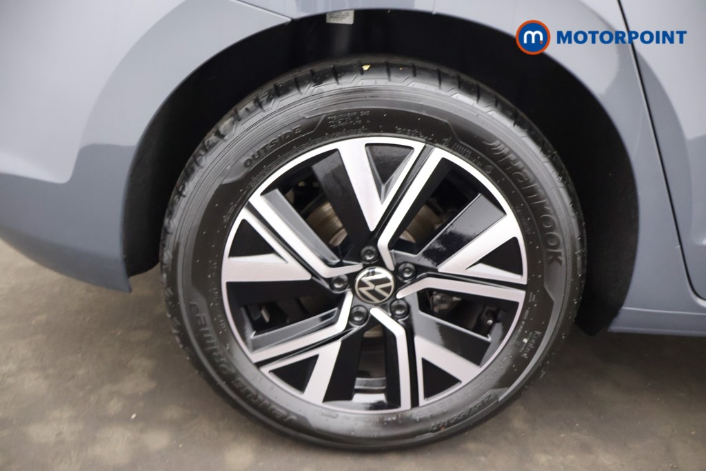Volkswagen Touran SEL Automatic Petrol People Carrier - Stock Number (1663448) - 30th supplementary image