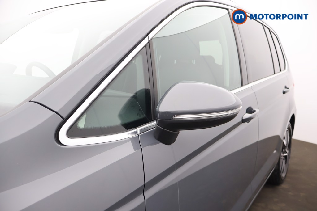 Volkswagen Touran SEL Automatic Petrol People Carrier - Stock Number (1663448) - 35th supplementary image