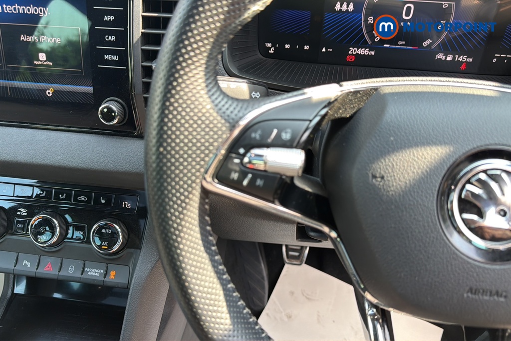 Skoda Karoq Sportline Manual Petrol SUV - Stock Number (1663662) - 4th supplementary image