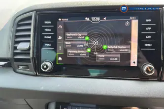 Skoda Karoq Sportline Manual Petrol SUV - Stock Number (1663662) - 9th supplementary image