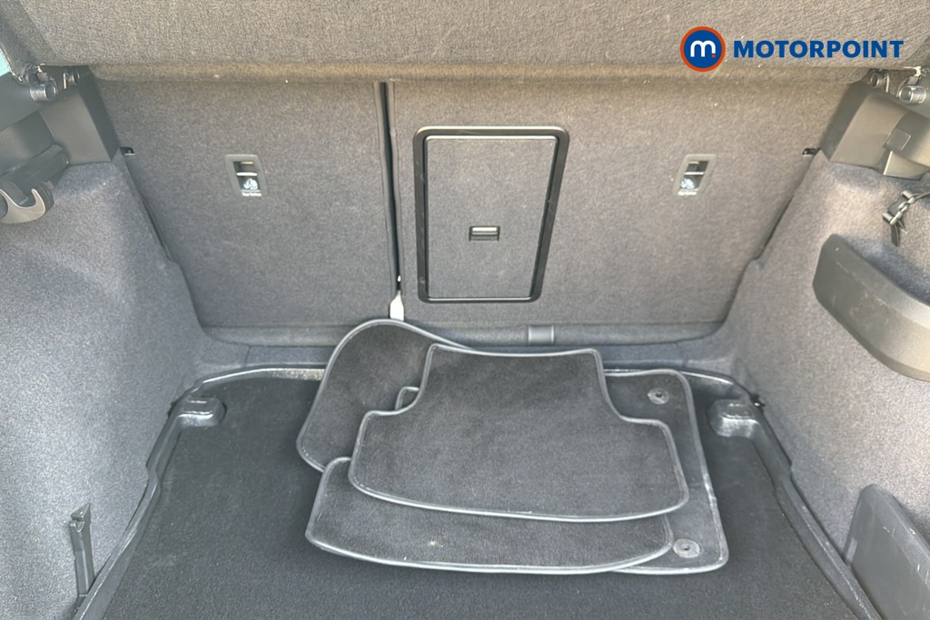 Skoda Karoq Sportline Manual Petrol SUV - Stock Number (1663662) - 30th supplementary image