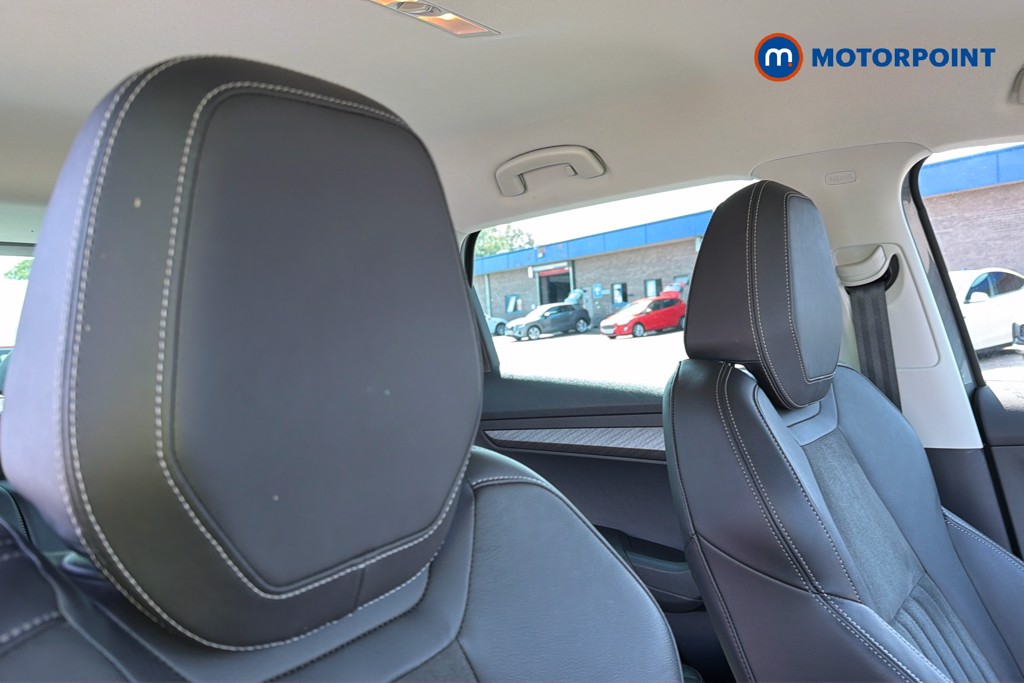Skoda Karoq Se L Manual Petrol SUV - Stock Number (1663771) - 23rd supplementary image