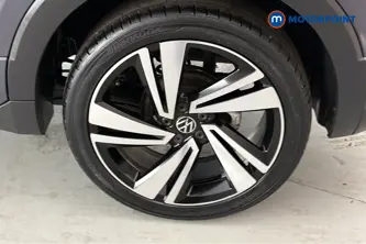 Volkswagen T-Cross R-Line Manual Petrol SUV - Stock Number (1664006) - 45th supplementary image