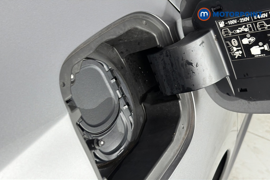 Mercedes-Benz A Class Amg Line Automatic Petrol Plug-In Hybrid Saloon - Stock Number (1664207) - 40th supplementary image