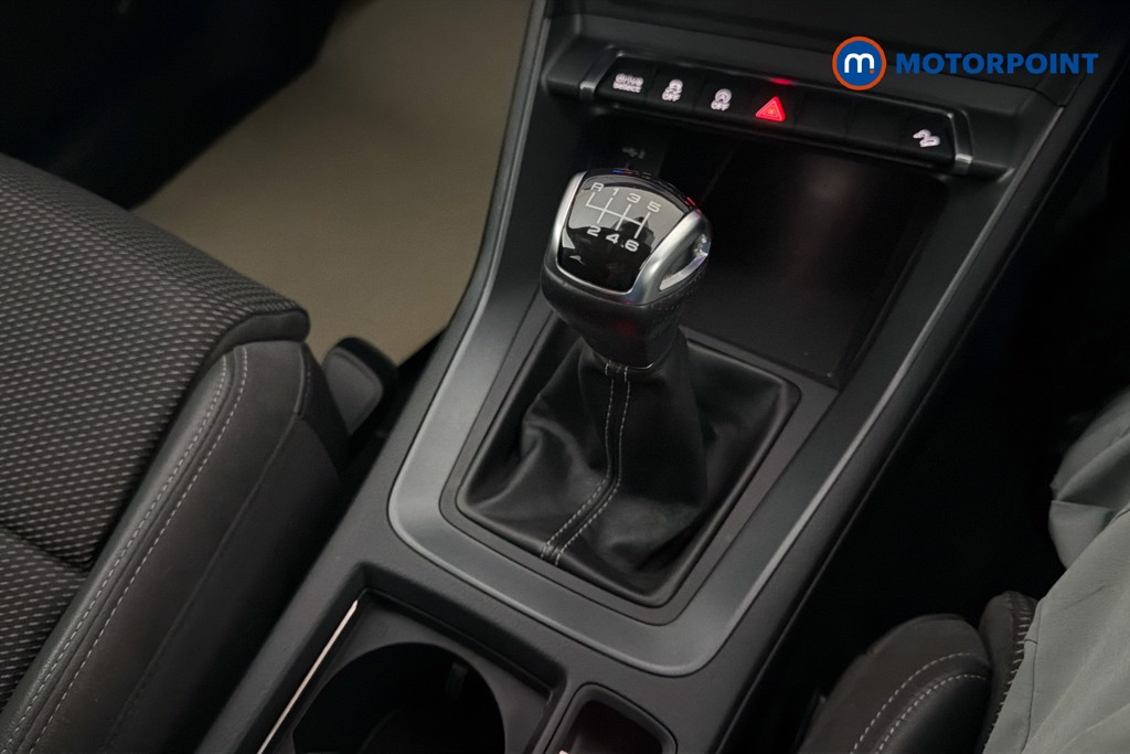 Audi Q3 S Line Manual Petrol SUV - Stock Number (1664240) - 15th supplementary image