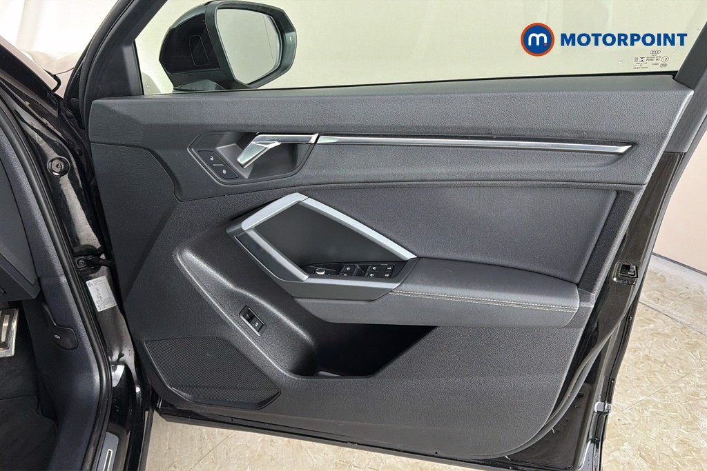 Audi Q3 S Line Manual Petrol SUV - Stock Number (1664240) - 19th supplementary image