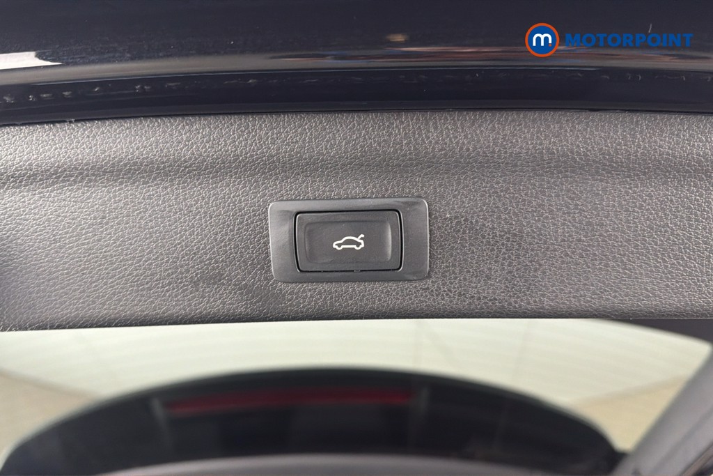 Audi Q3 S Line Manual Petrol SUV - Stock Number (1664240) - 35th supplementary image